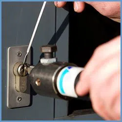 State Locksmith Services Lakewood, CA 562-263-5458 - 2-cheap-locksmith