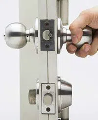 State Locksmith Services Lakewood, CA 562-263-5458 State Locksmith Services Lakewood, CA 562-263-5458 - res-02